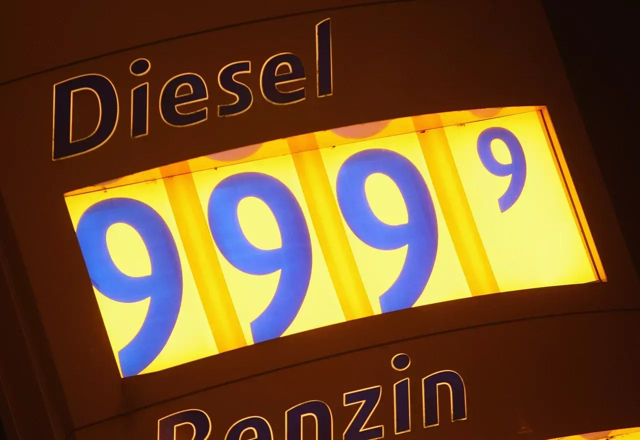 Benzin, Diesel, Gas und Heizen werden teurer: – DENAE