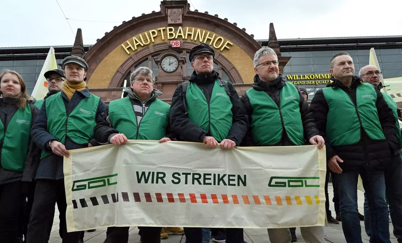 Bahnstreik: Konflikt zwischen DB und GDL eska – DENAE