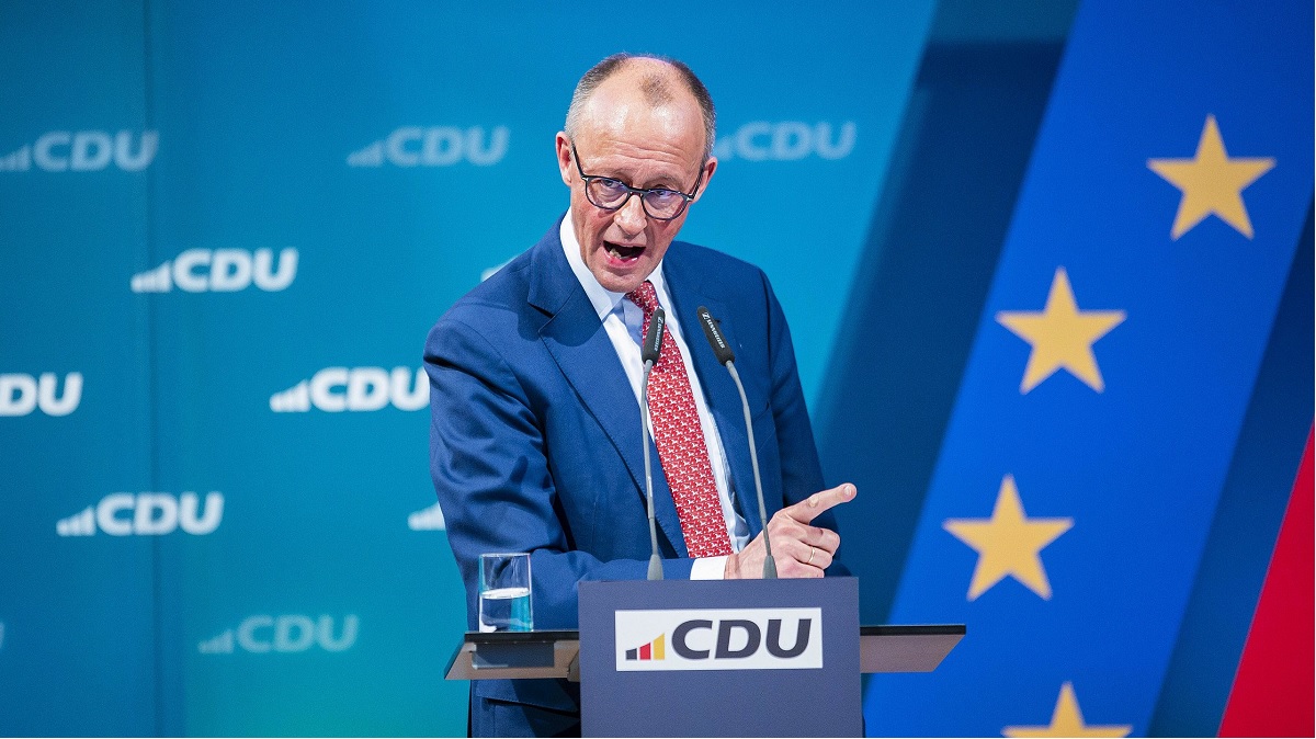 Merz verfolgt egoistische Ziele  – DENAE